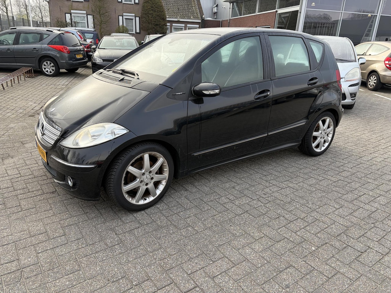 Mercedes-Benz A-klasse - 200 Turbo Avantgarde Bijgeluid automaat bak auto is gewoon rijdtbaar - AutoWereld.nl