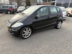 Mercedes-Benz A-klasse - 200 Turbo Avantgarde Bijgeluid automaat bak auto is gewoon rijdtbaar