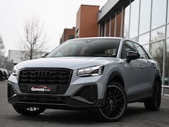 Audi Q2 - 35TFSI 150pk S-Line Pfeilgrau Pano B&O ACC Leder Virtual Matrix Camera 19-Inch
