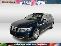 Volkswagen Passat Variant - 1.4 TSI PHEV GTE Business / AUTOMAAT/ PANO/ LEER/ DIGITAL DASH/ HEAD-UP DISPLAY/ PARK. SEN