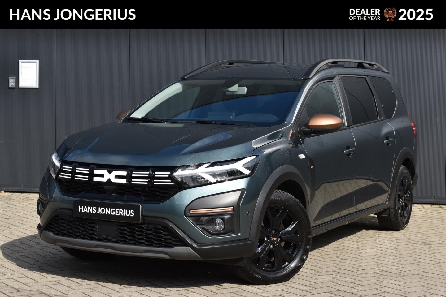 Dacia Jogger - Hybrid 140 Extreme 7p. | 1e EIGENAAR | DEALER ONDERHOUDEN | TREKHAAK | STOELVERW. | APPLE - AutoWereld.nl