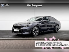 BMW 5-serie - Sedan 550e xDrive M-Sport PRO | Trekhaak | Adaptive M-Onderstel | Panoramadak | Bowers & W