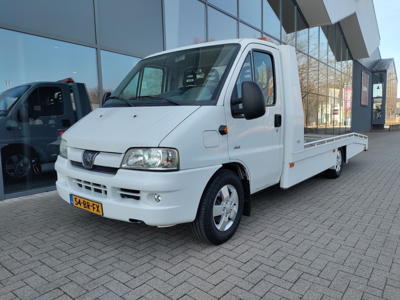 Peugeot Boxer - 350LL 2.8 HDI oprijwagen 1250KG Tijhof - AutoWereld.nl