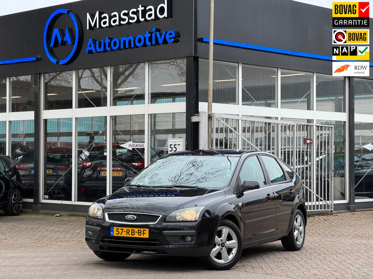 Ford Focus - 1.6-16V First Edition 5 drs airco cruise comfortabel - AutoWereld.nl
