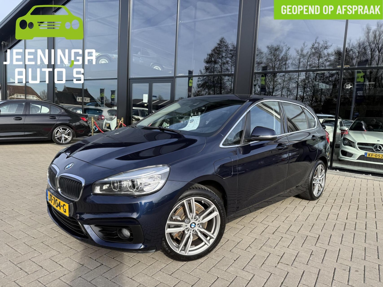BMW 2-serie Active Tourer - 225xe PlugInHybride M sport|Navi|Clima|PDC - AutoWereld.nl