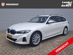 BMW 3-serie Touring - 320e PLUG IN HYBRID PHEV AUTOMAAT | NW model | Navigatie GROOT scherm | Cruise | Climate |