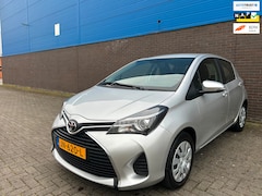 Toyota Yaris - 1.3 VVT-i Aspiration | 1e Eigenaar | OH Dealer | Camera | Cruise | Airco | Afneembare Trek