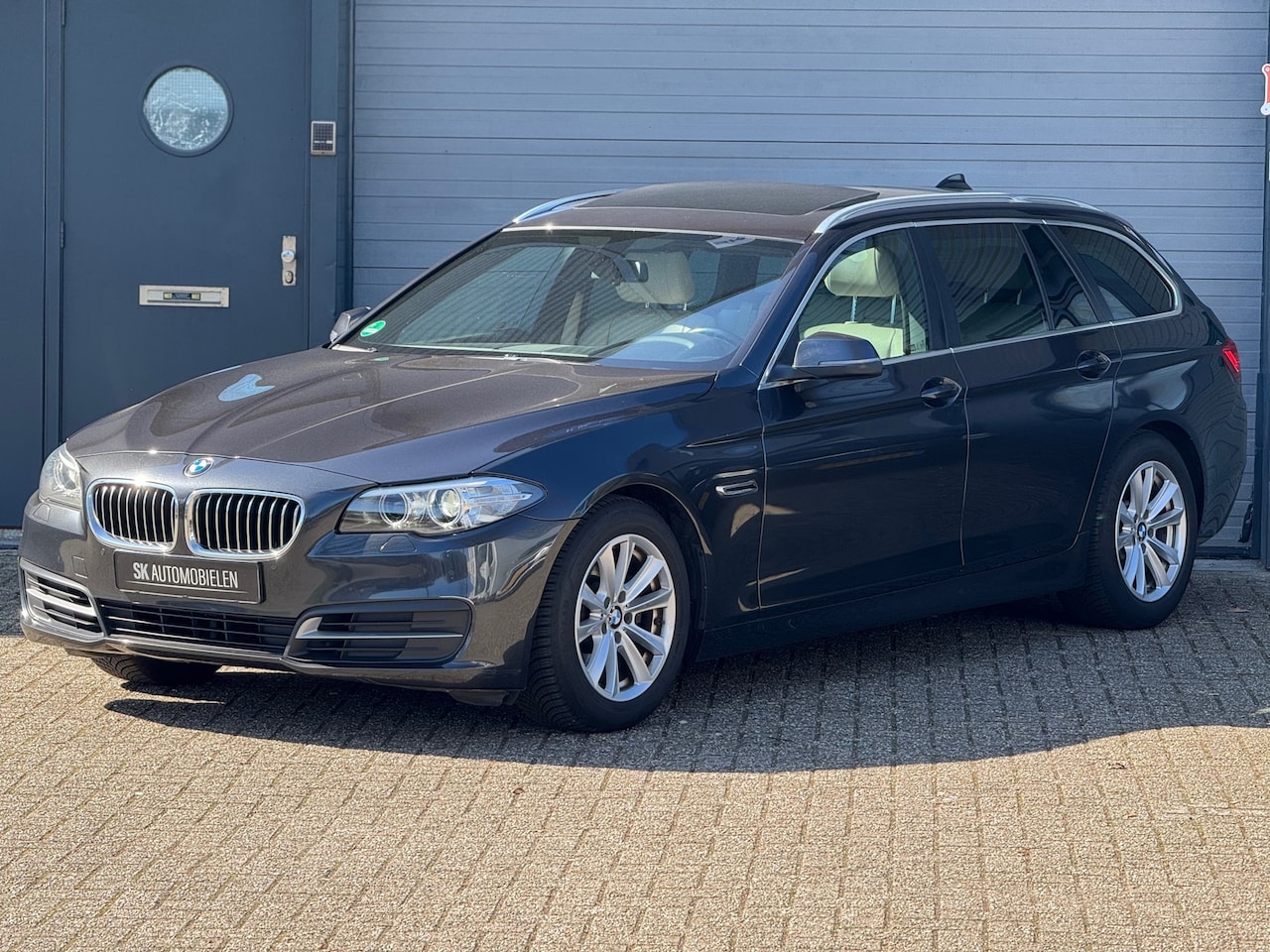 BMW 5-serie Touring - 520d High Executive 520d High Executive - AutoWereld.nl
