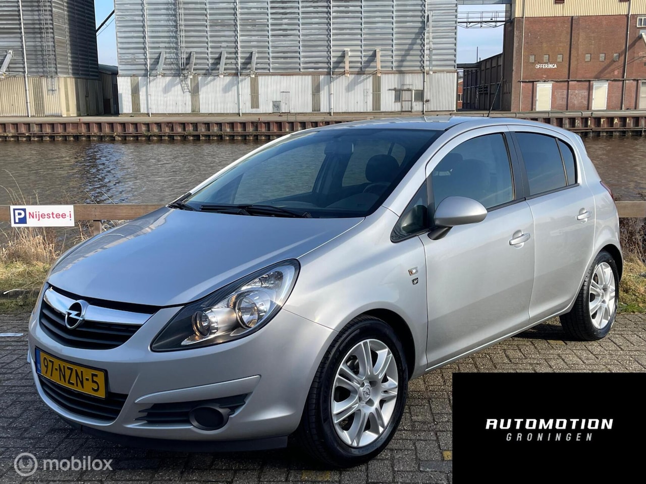 Opel Corsa - '111 Edition 5-Drs Airco Cruise LMV - AutoWereld.nl