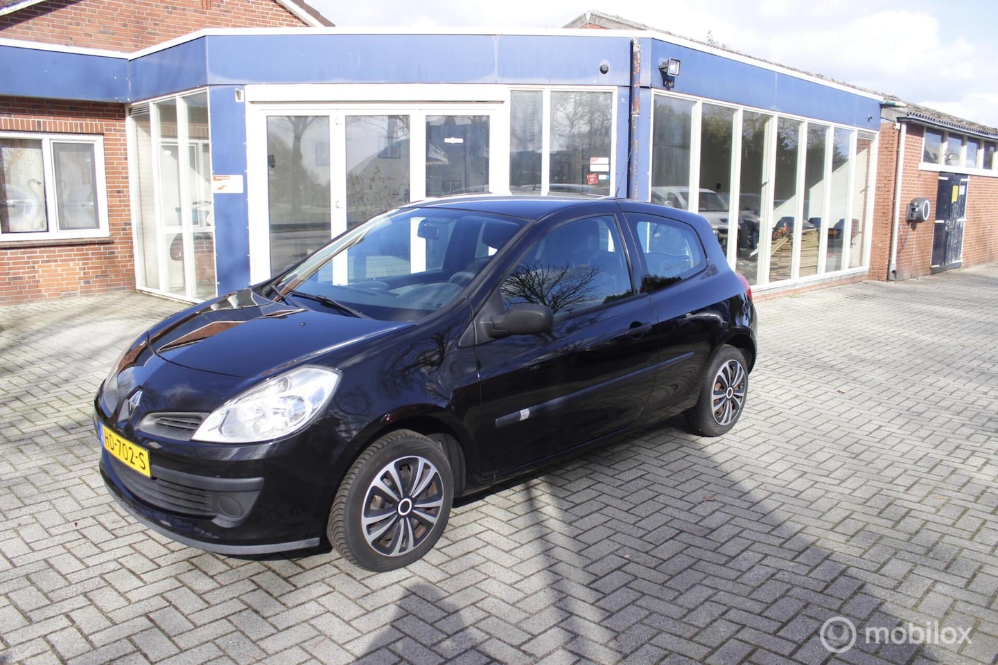 Renault Clio - 1.2-16V Authentique 1.2-16V Authentique - AutoWereld.nl
