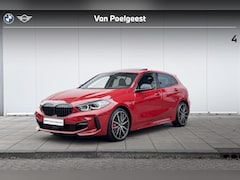 BMW 1-serie - 120i M-Sport Pro 19 Inch / Stuurwielrand Verwarming / Automatisch bedienbare achterklep/ S