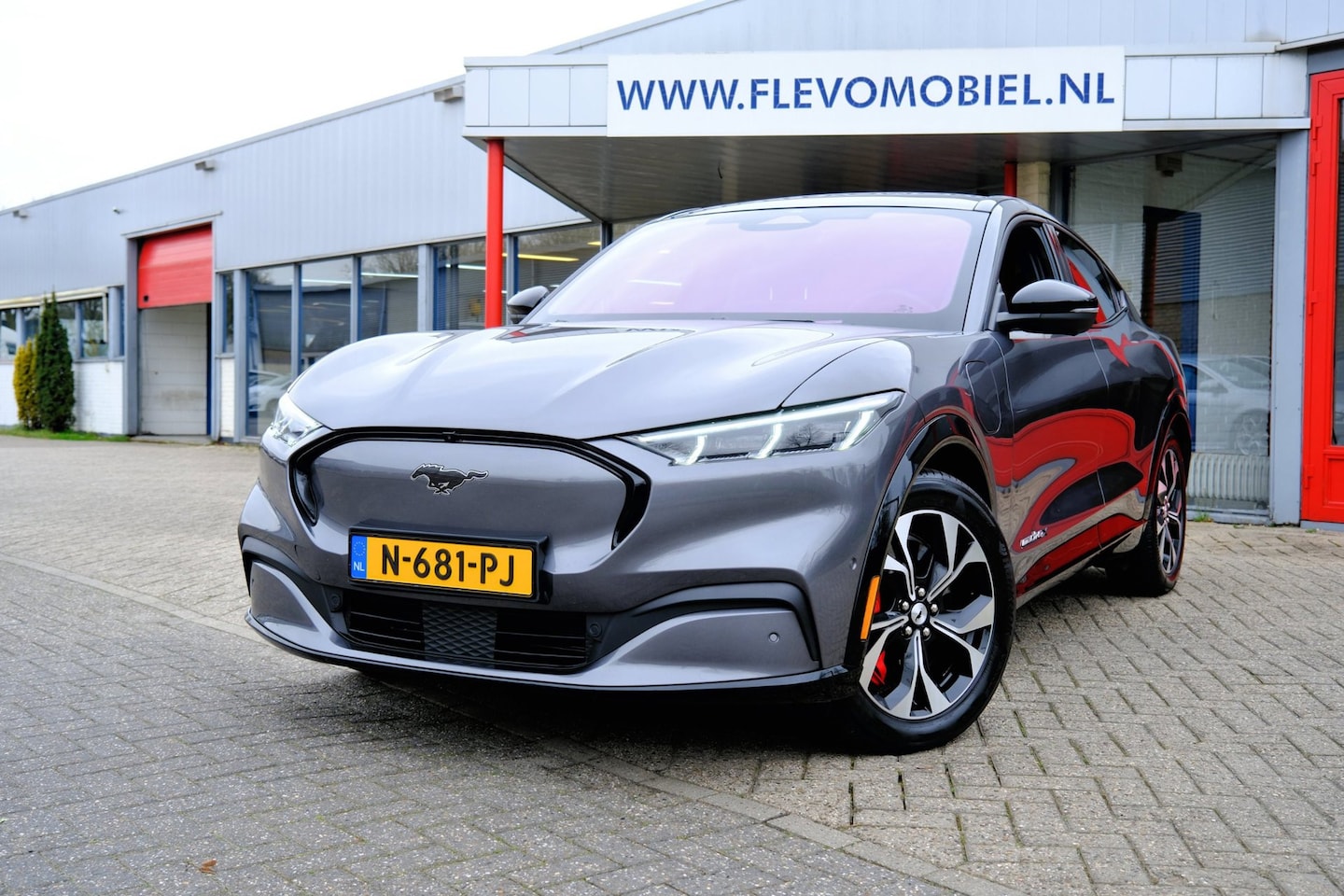 Ford Mustang Mach-E - Extended AWD 98 kWh Aut. Pano|Leder|B&O|Cam|Adapt.Cruise|LMV - AutoWereld.nl