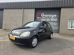 Toyota Yaris - 1.3-16V VVT-i Luna