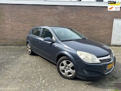 Opel Astra - 1.6 Business