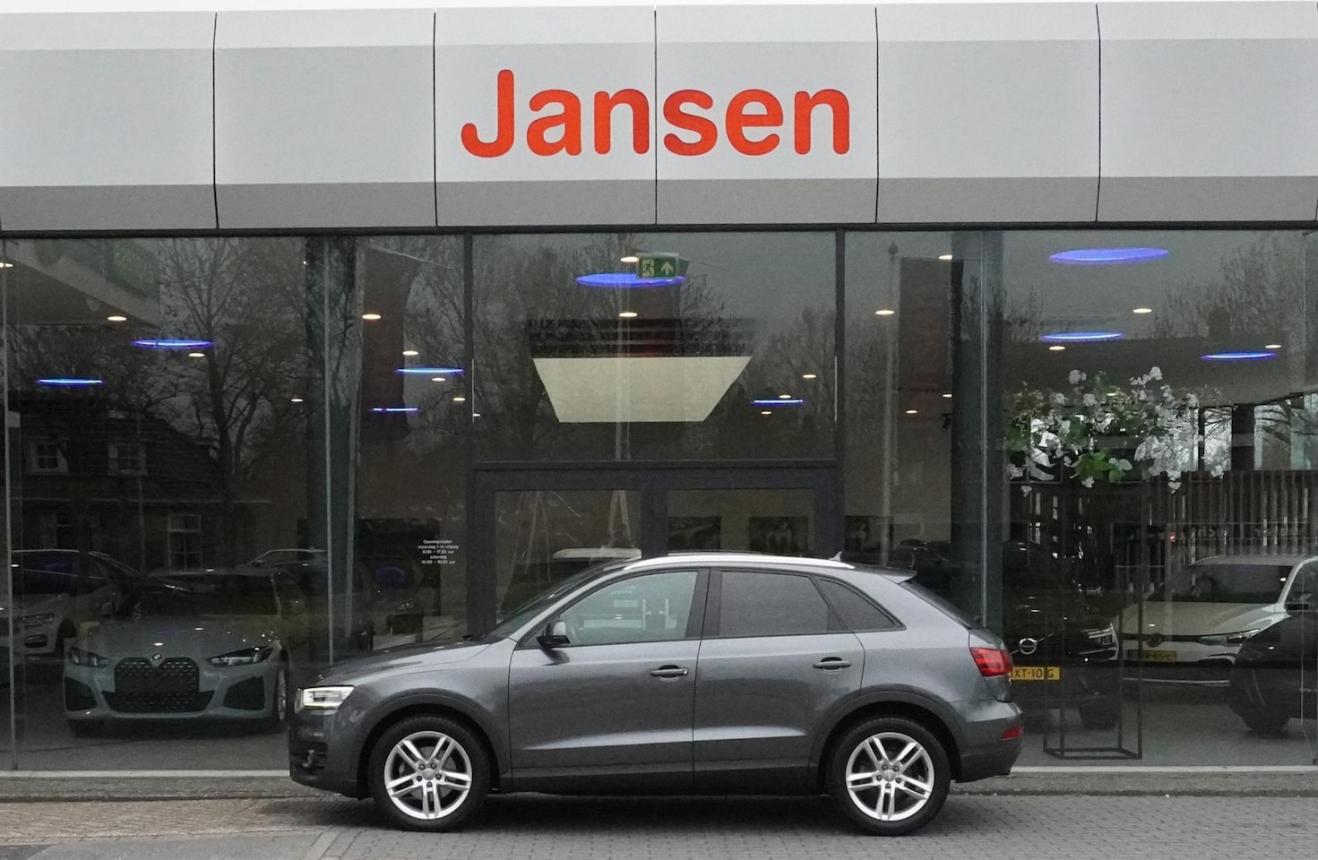 Audi Q3 - 2.0 TFSI quattro Pro Line | S-LINE | CAMERA | CRUISE CTRL | NAVI | STOELVERW | ALCANTARA | - AutoWereld.nl