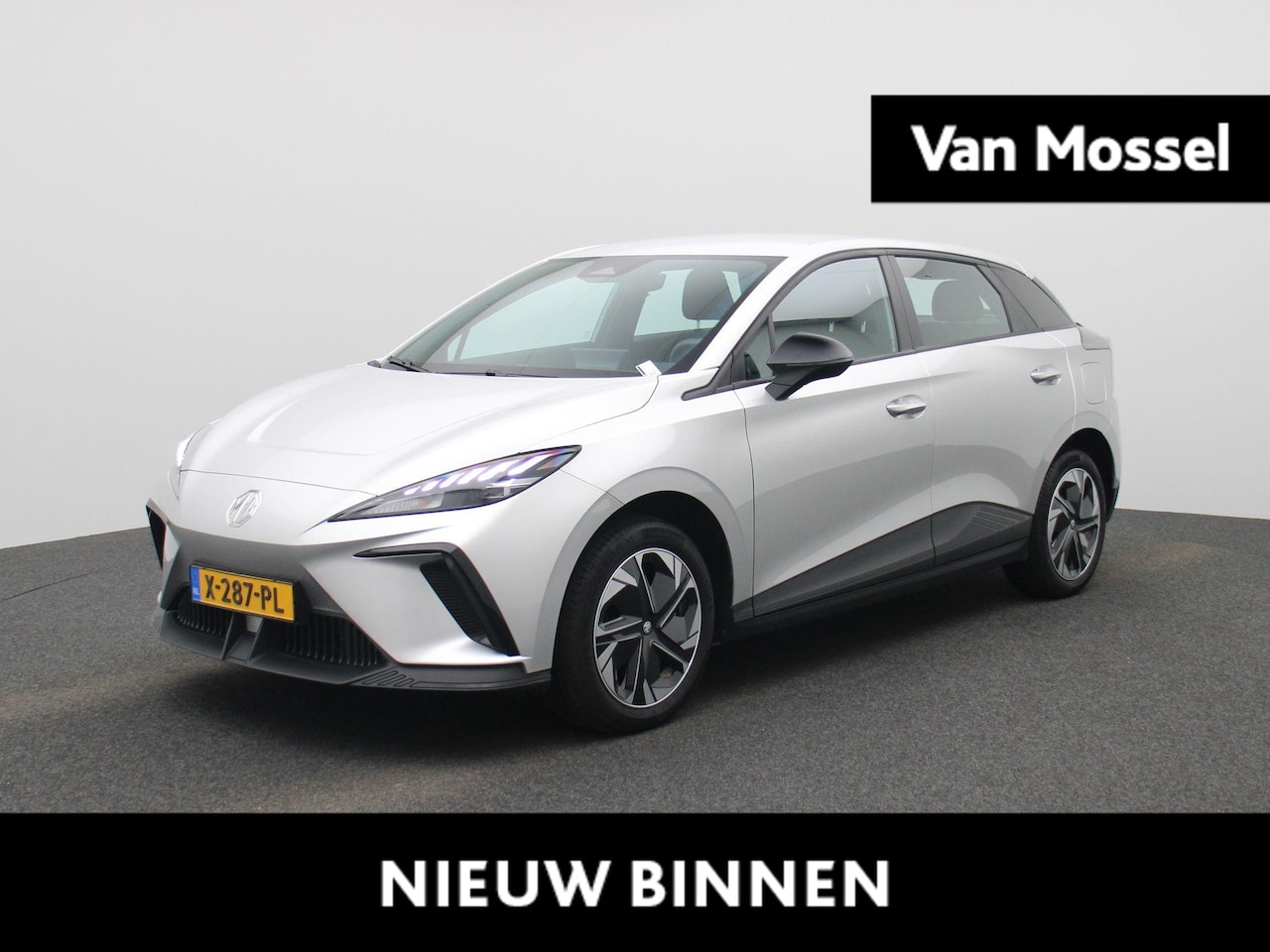 MG MG4 Electric - Standard 51 kWh | Climate Control / ECC | Licht metalen velgen 17 inch  | Navigatie | LED - AutoWereld.nl