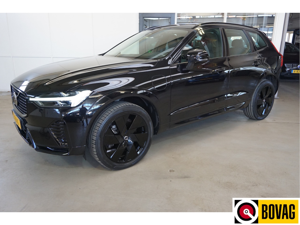 Volvo XC60 - 2.0 T6 Plug-in hybrid AWD Ultimate Dark Head-Up Long-Range 20"Velgen Schuifdak. - AutoWereld.nl