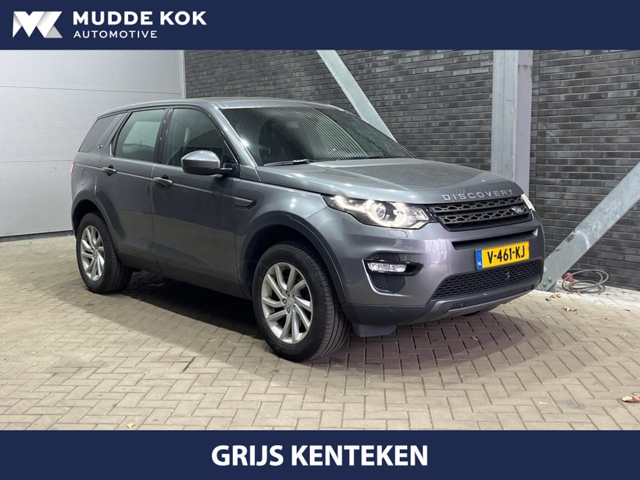 Land Rover Discovery Sport - 2.0 TD4 Urban Series SE | Commercial | Trekhaak | Panoramadak | Leder | Stoelverwarming - AutoWereld.nl