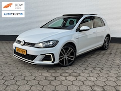 Volkswagen Golf - 1.4TSI GTE l PANO l VIRTUAL l ACC l 18'' l TOPSTAAT