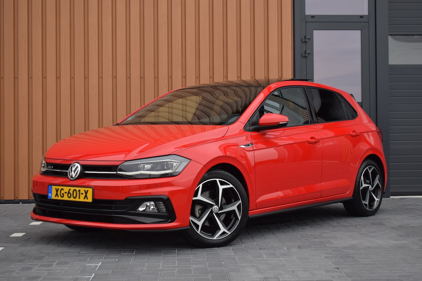Volkswagen Polo - 1.0 TSI 116pk DSG R-line | Pano | Virtual | LED | Camera - AutoWereld.nl