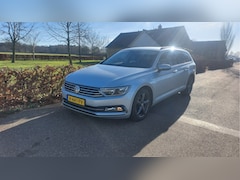 Volkswagen Passat Variant - 1.4 TSI ACT Highline CLIMA/ACC/NAVI BJ 2015