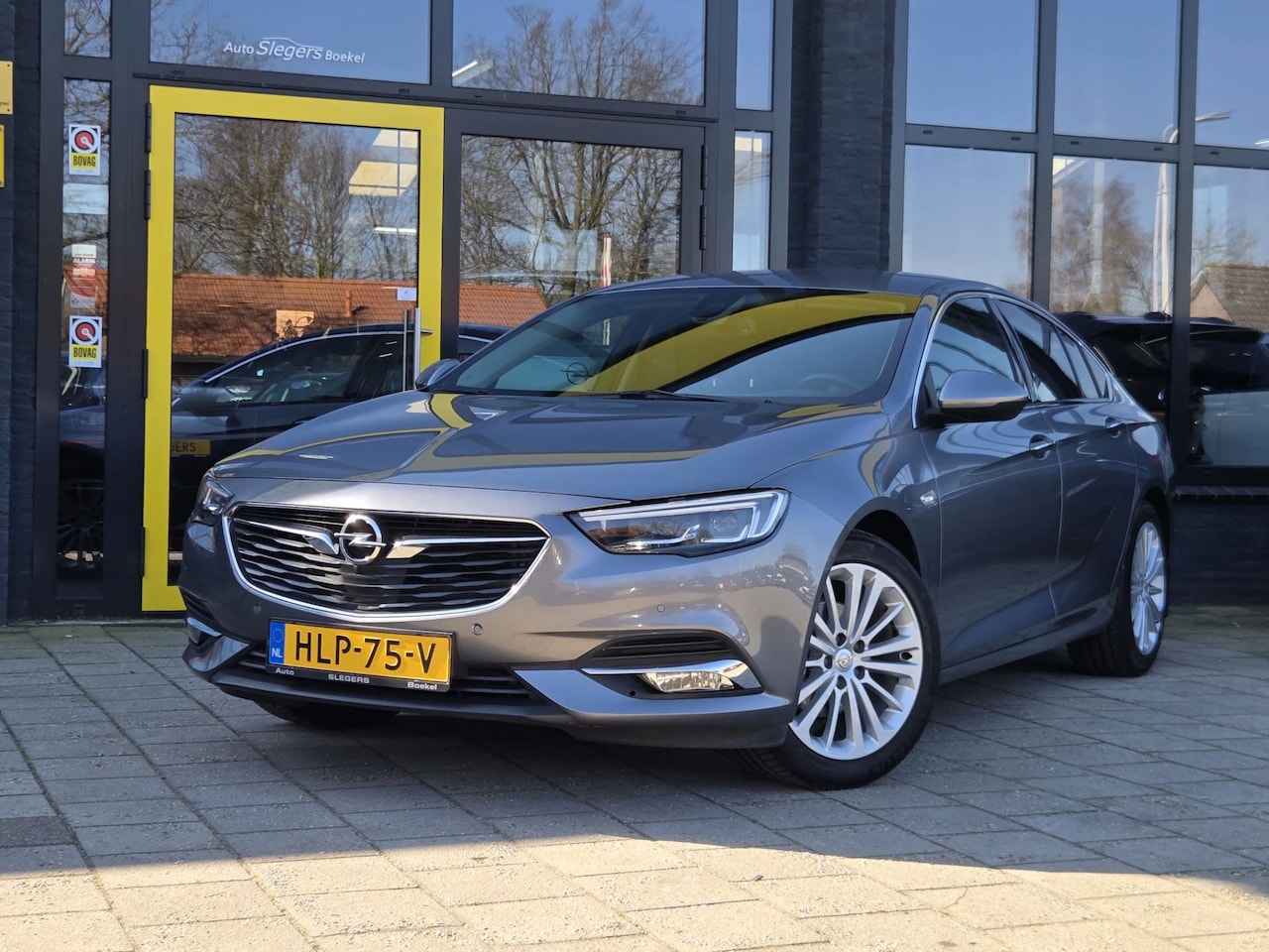 Opel Insignia Grand Sport - 1.5 Turbo Automaat Innovation | Stoelverw | Stuurverw | Camera + Sensoren | Carplay | Andr - AutoWereld.nl
