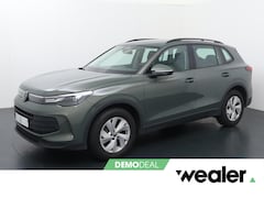 Volkswagen Tiguan - 1.5 eTSI 96 kW / 130 pk SUV 7 versn. DSG | Stoelverwarming | Achteruitrijcamera | LED | Pa