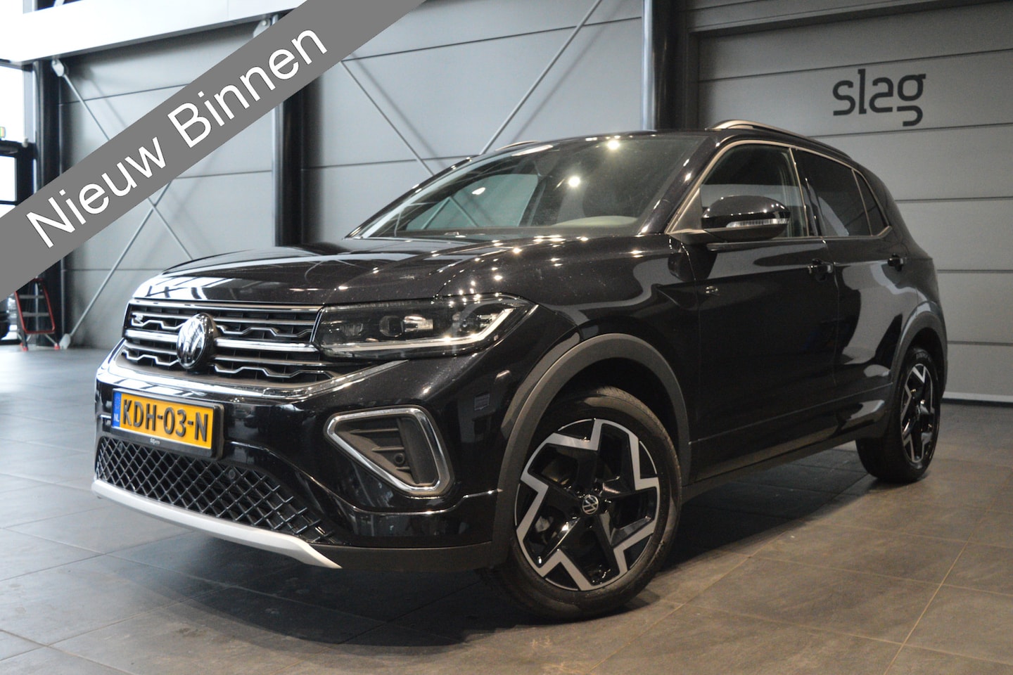 Volkswagen T-Cross - 1.5 TSI 2X R-LINE navi camera trekhaak 17 inch 150 pk !! - AutoWereld.nl