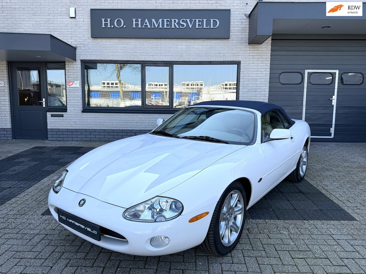 Jaguar XK8 - 4.0 V8 Convertible 4.0 V8 Convertible - AutoWereld.nl