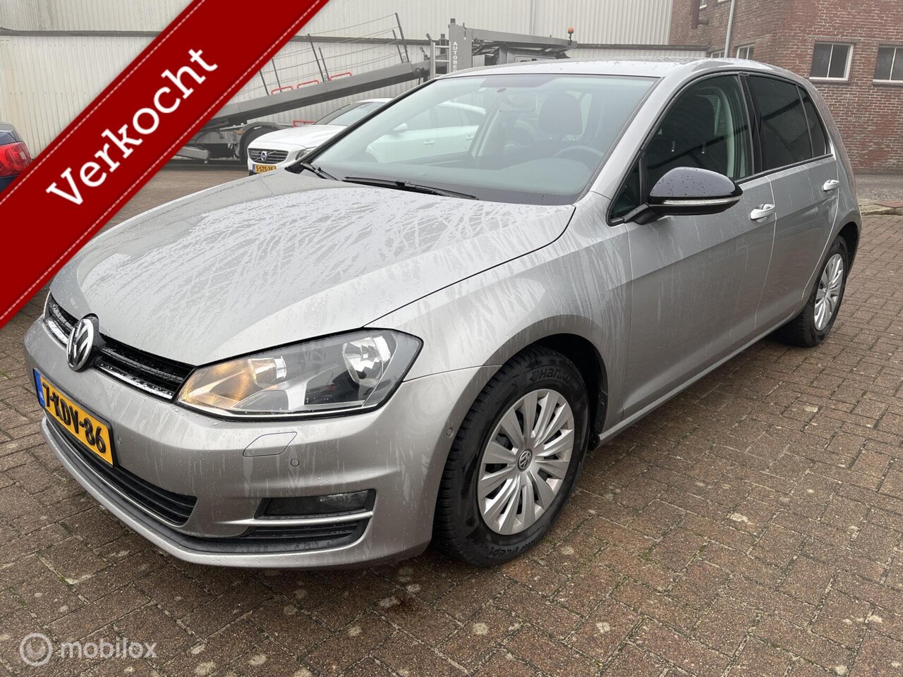 Volkswagen Golf - 1.2 TSI Trendline NL auto dealer onderhouden - AutoWereld.nl