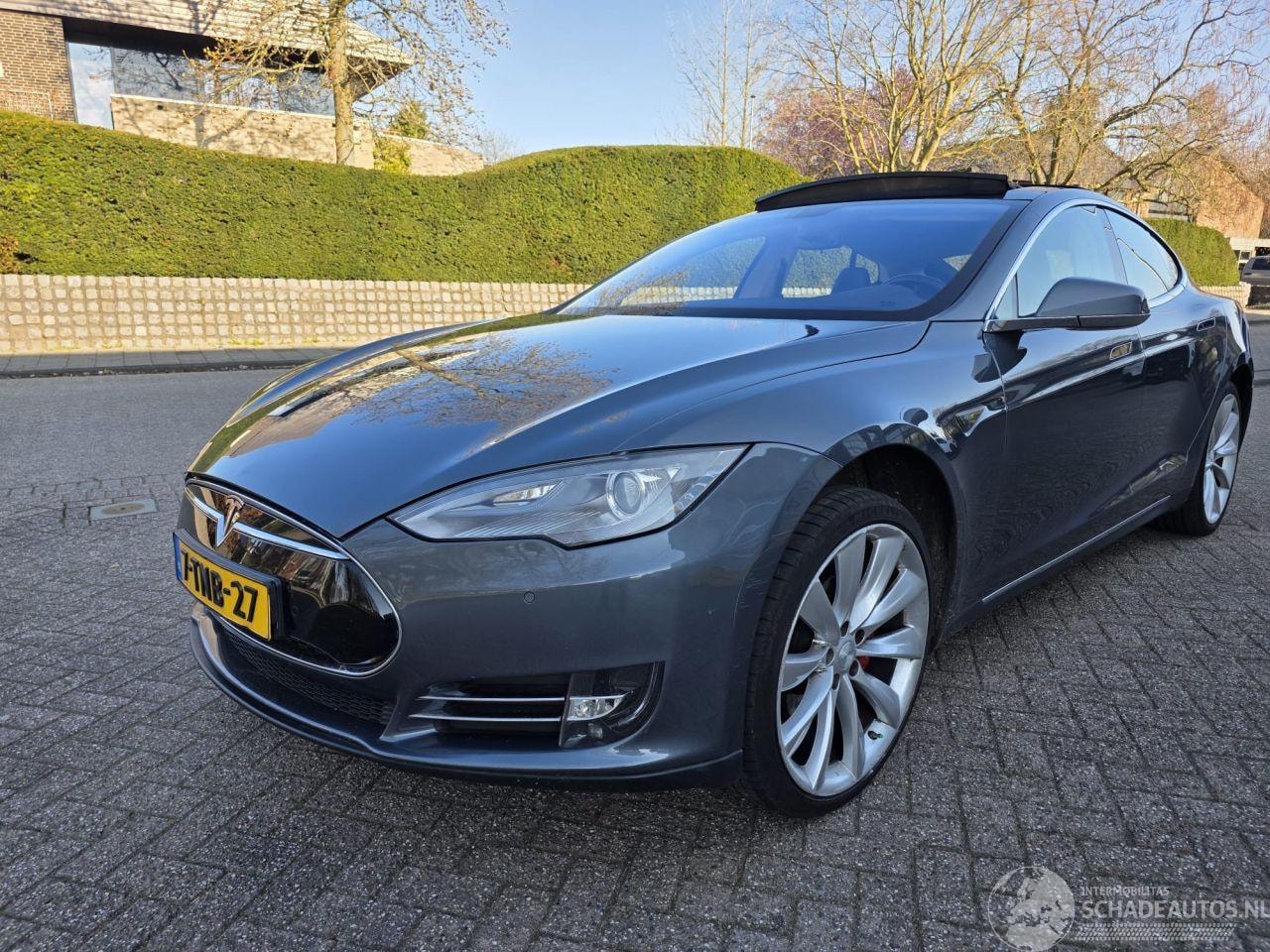 Tesla Model S - 85 Performance Free Supercharging 7-PERS - AutoWereld.nl