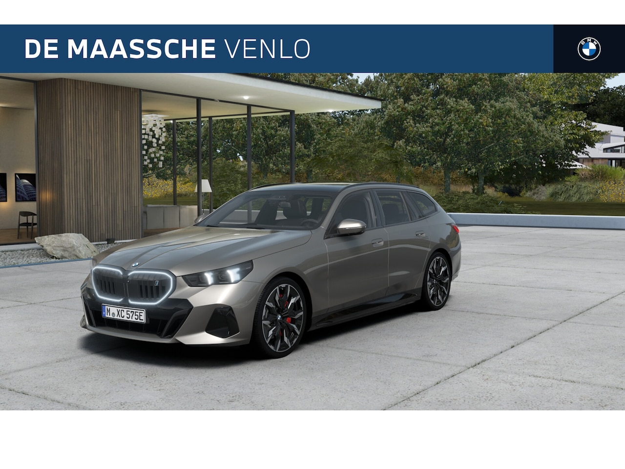 BMW i5 Touring - eDrive40 M Sport / Panoramadak / Trekhaak / Bowers & Wilkins / Parking Assistant Plus / Ad - AutoWereld.nl