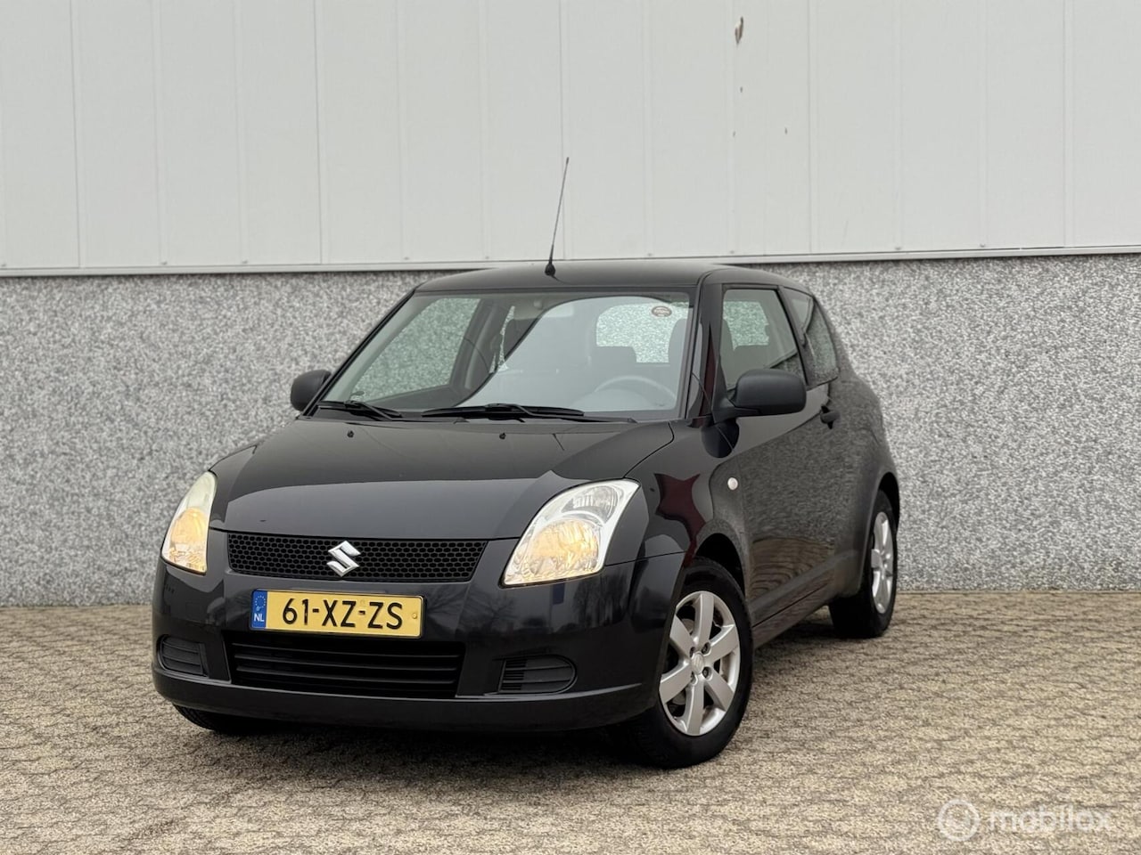Suzuki Swift - 1.3 Exclusive / Dealer onderhouden / NEW APK - AutoWereld.nl