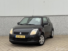 Suzuki Swift - 1.3 Exclusive / Dealer onderhouden / NEW APK