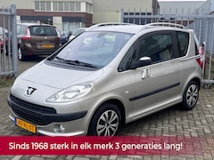 Peugeot 1007 - 1.4-16V Gentry NL AUTO NAP NIEUWE D-RIEM Airco ECC l CRUISE l PDC l Elek deuren l Elek pak