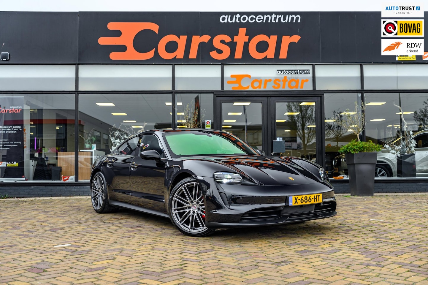 Porsche Taycan - 4S Performance 84 kWh|Panorama|Sport| - AutoWereld.nl