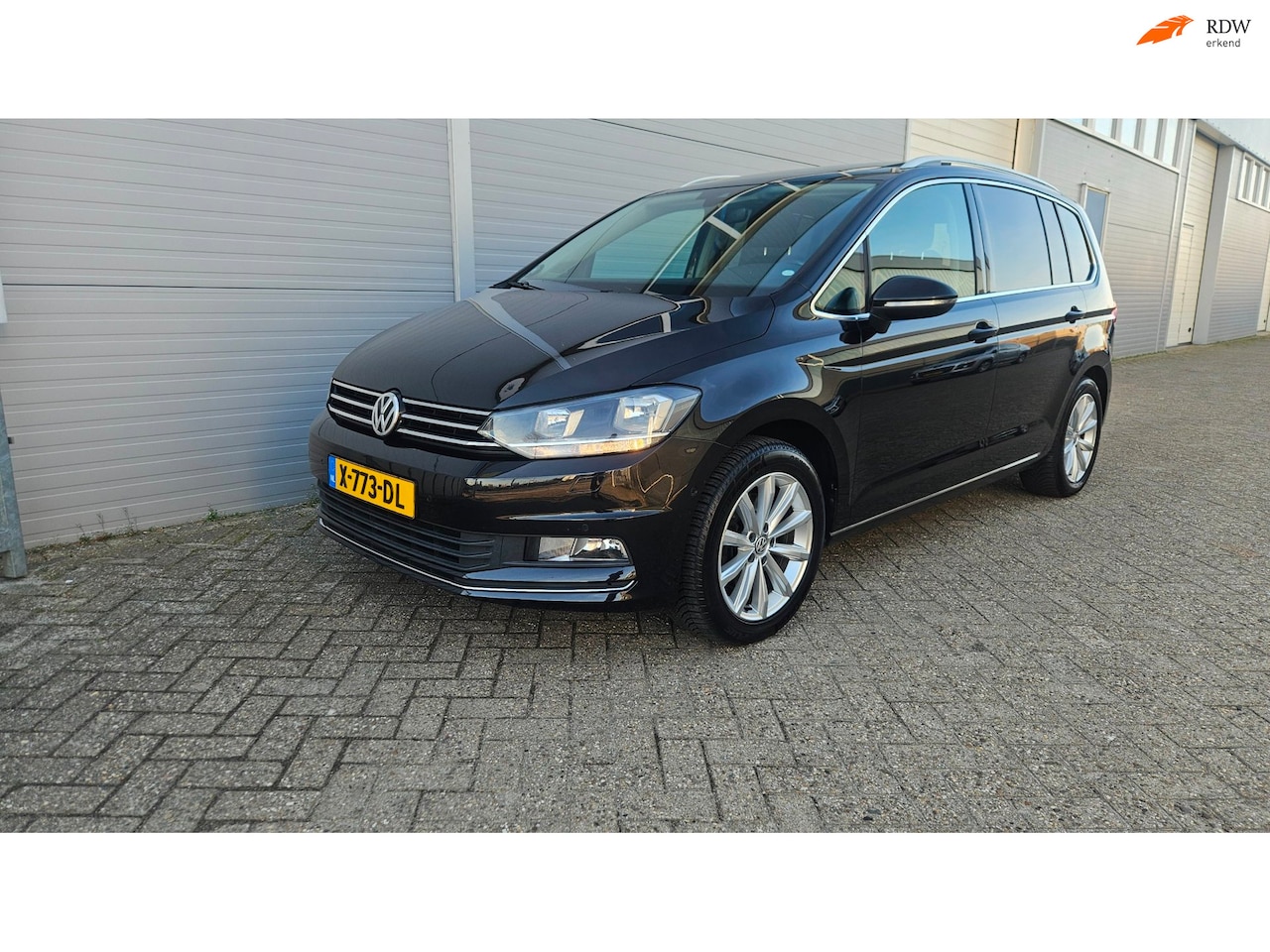 Volkswagen Touran - 1.8 TSI Highline 7p | Automaat - AutoWereld.nl
