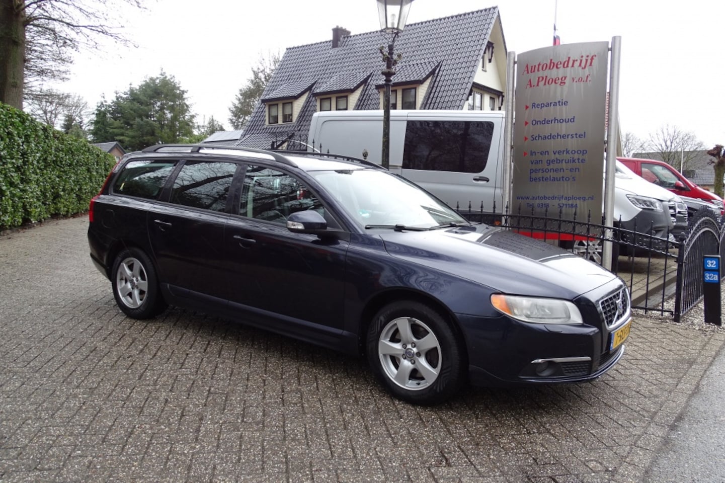 Volvo V70 - 2.4 D5 Summum 2.4 D5 Summum - AutoWereld.nl