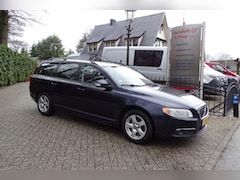 Volvo V70 - 2.4 D5 Summum