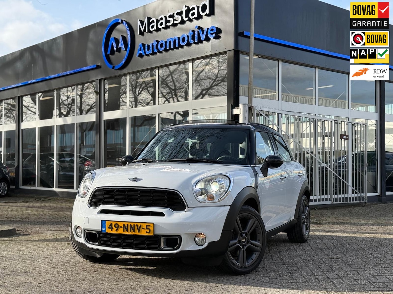 MINI Countryman - Mini 1.6 Cooper S ALL4 Chili Automaat Pano Dual Color All Wheel Drive - AutoWereld.nl