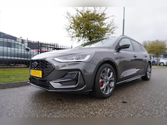 Ford Focus Wagon - 1.0 EcoBoost Hybrid 125pk ST-Line X Navigatie Parkeer Camera
