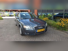 Audi A4 Limousine - 1.6 Pro Line