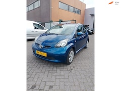 Toyota Aygo - 1.0-12V +