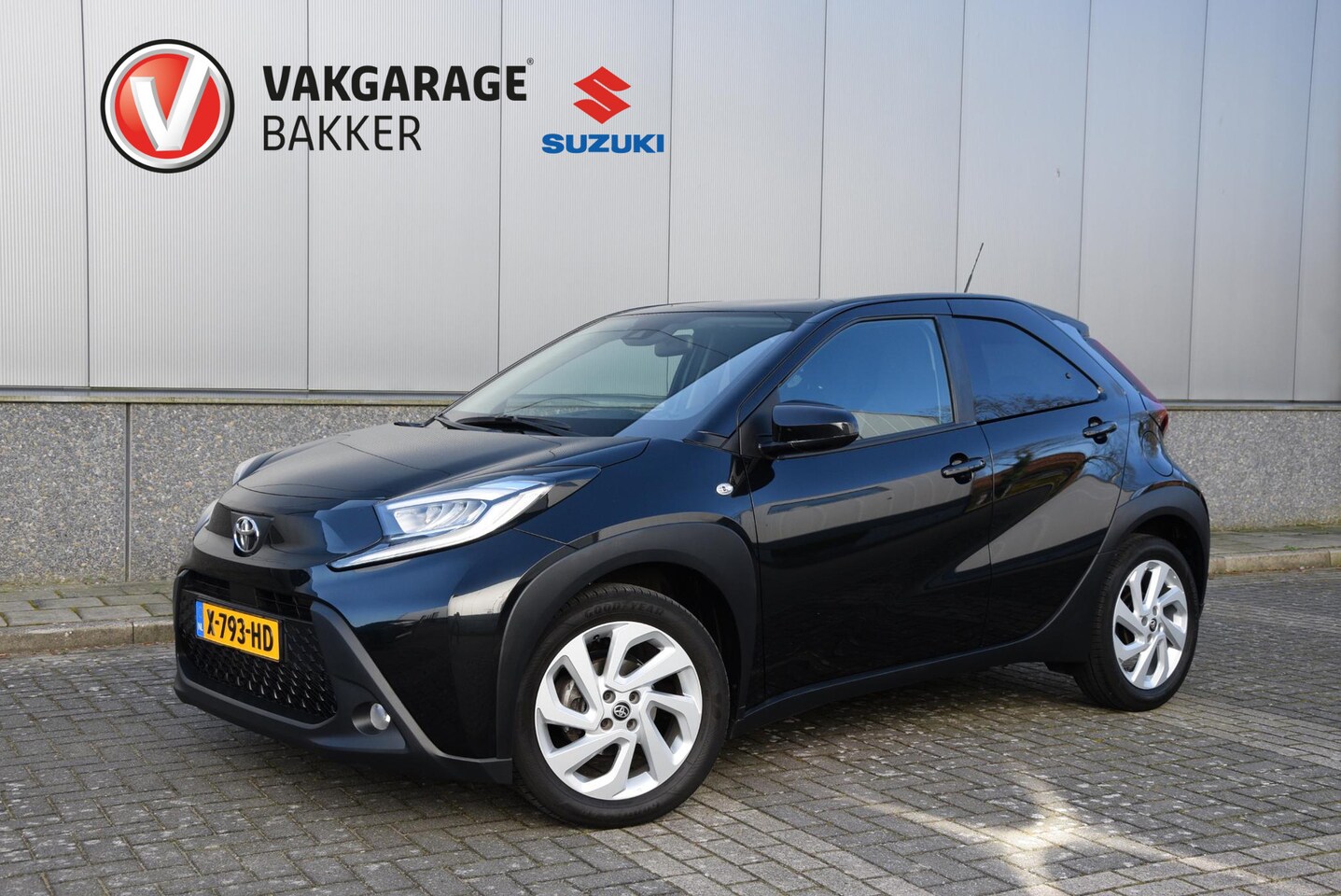 Toyota Aygo X - 1.0 VVT-i MT first | Stoelverwarming | Dealer onderhouden | Cruise control | - AutoWereld.nl