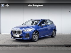 BMW 2-serie Active Tourer - 230e xDrive M-Sport Harman Kardon / Parking Assistant / Actieve Stoel / Verwarmde Stoelen