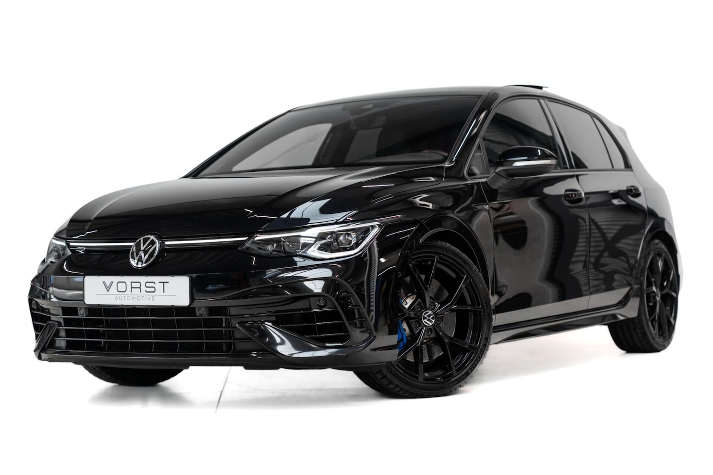 Volkswagen Golf - 2.0 TSI R 4Motion Performance Akrapovic HK - AutoWereld.nl