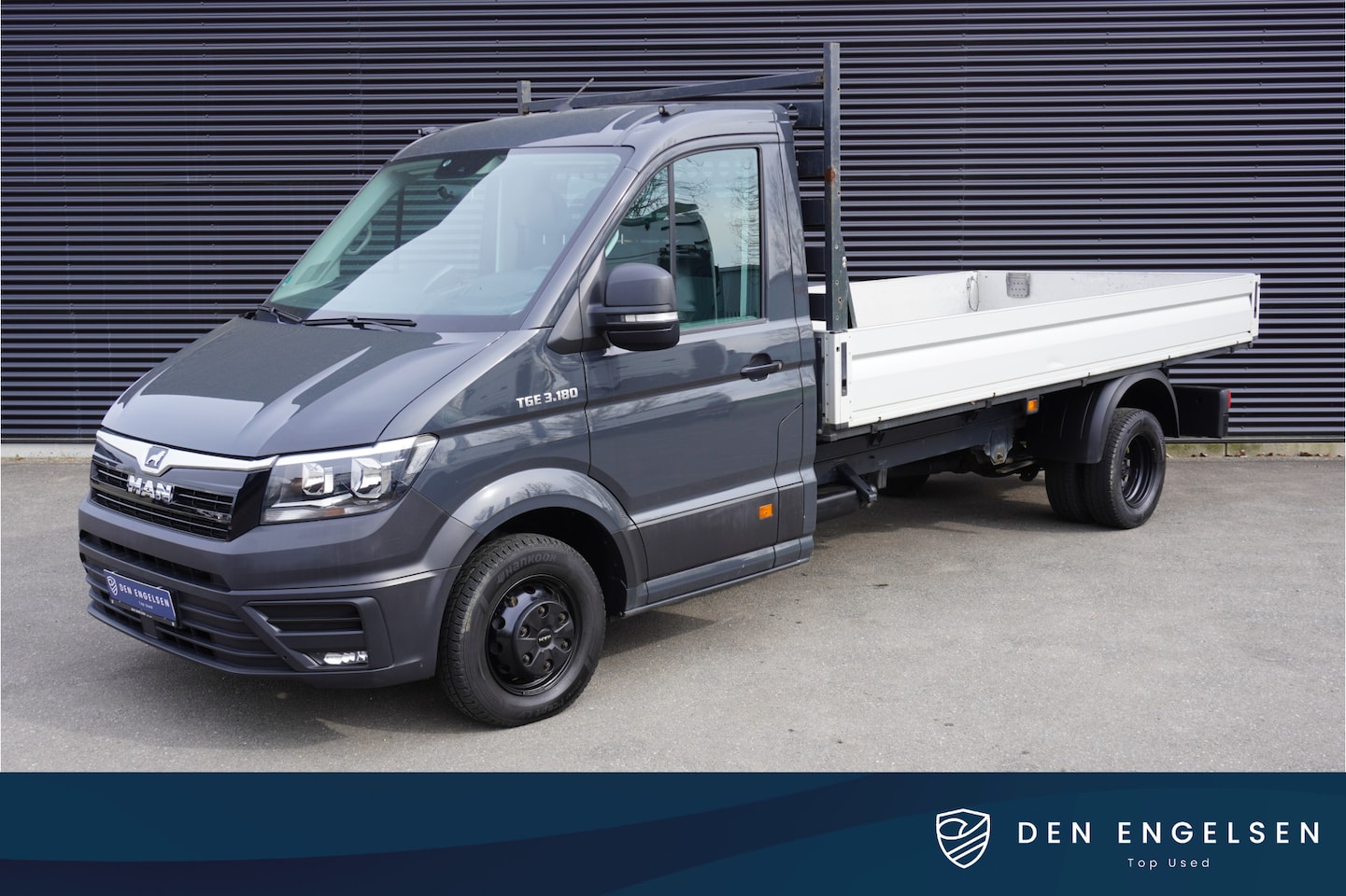 MAN TGE - 180pk Automaat Open laadbak Dubbellucht Trekhaak Tacho cruise control Airco 3-Zits Pritsch - AutoWereld.nl