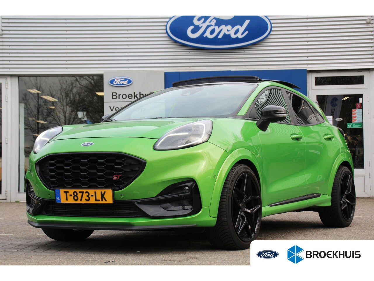 Ford Puma - 1.5 200pk Ecoboost ST-X | UNIEK | PANODAK | WINTERPACK | SPORTSTOELEN | LANE ASSIST | CAME - AutoWereld.nl