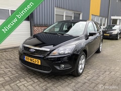 Ford Focus Wagon - 1.6 Comfort ZEER NETJES TREKHAAK