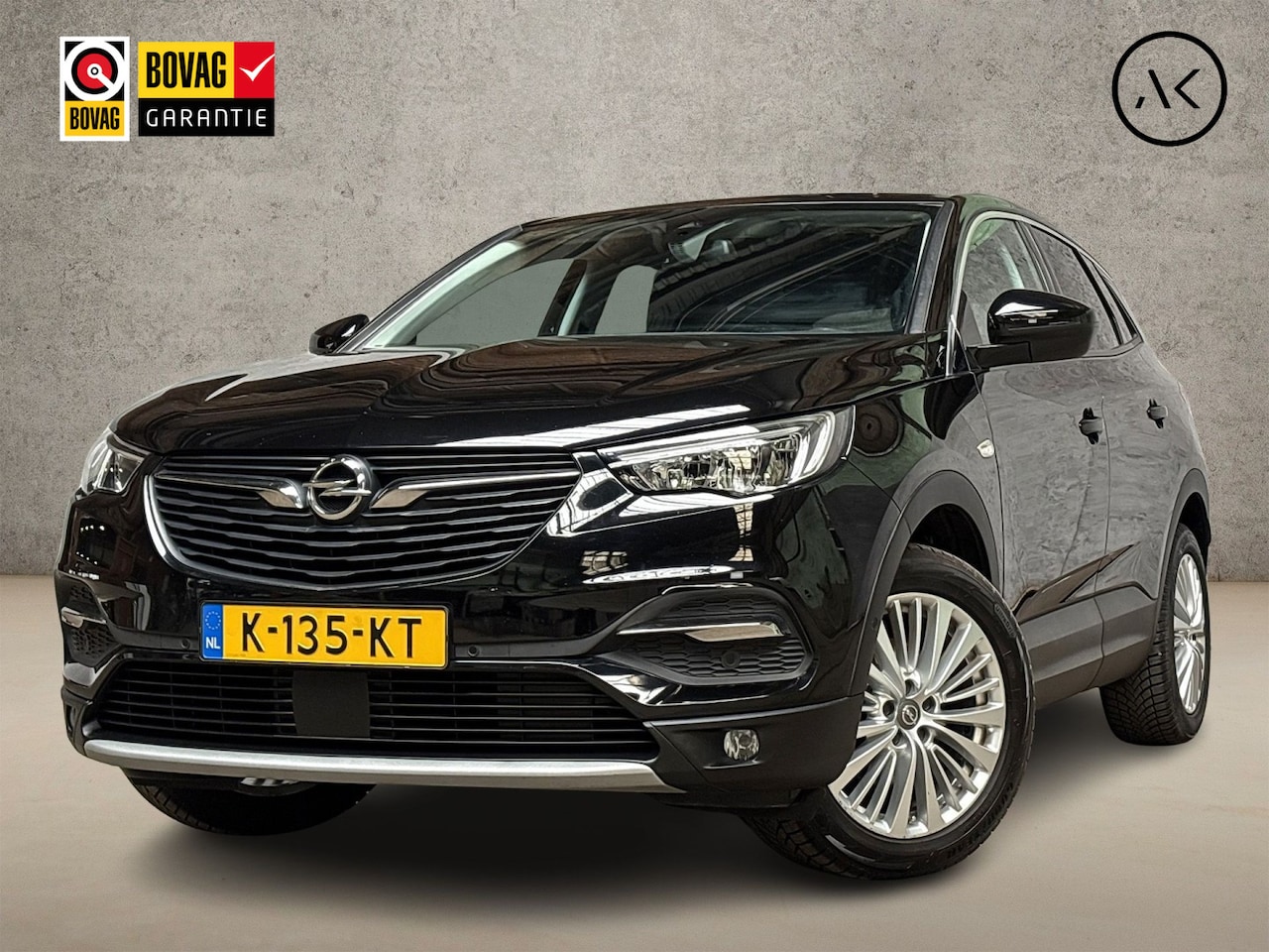 Opel Grandland X - 1.2 Turbo Sport (APPLE CARPLAY, GROOT NAVI, CLIMATE, STUUR/STOELVERWARMING, KEYLESS, CAMER - AutoWereld.nl